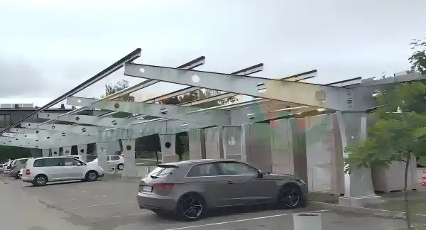 Erfolgreicher Abschluss des europäischen doppelseitigen Solar-Carport-Projekts