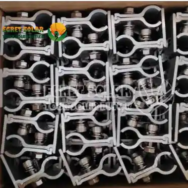 Solar bracket standing seam roof clamp